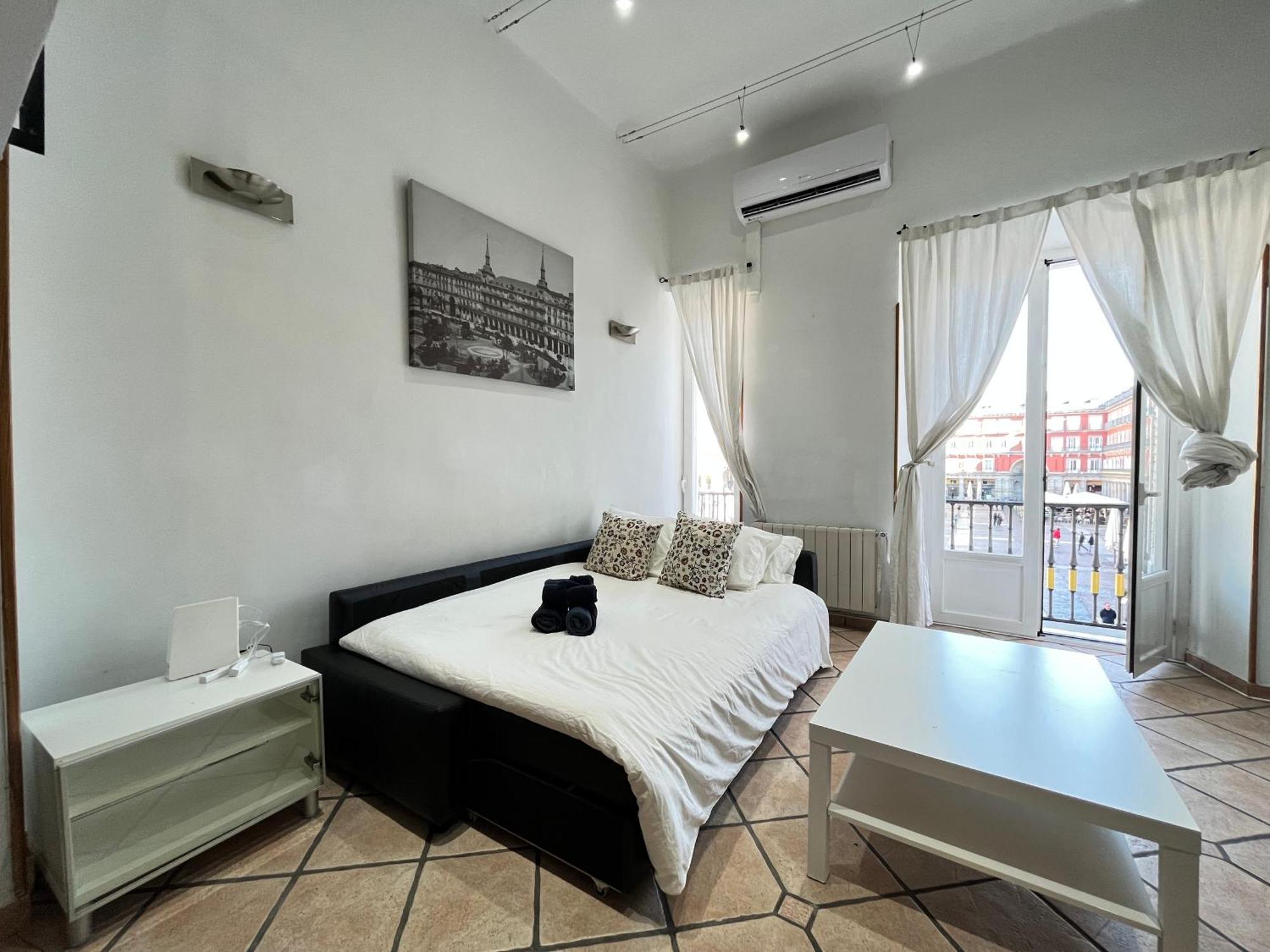 Loft Plaza Mayor 2 Temporal มาดริด ภายนอก รูปภาพ